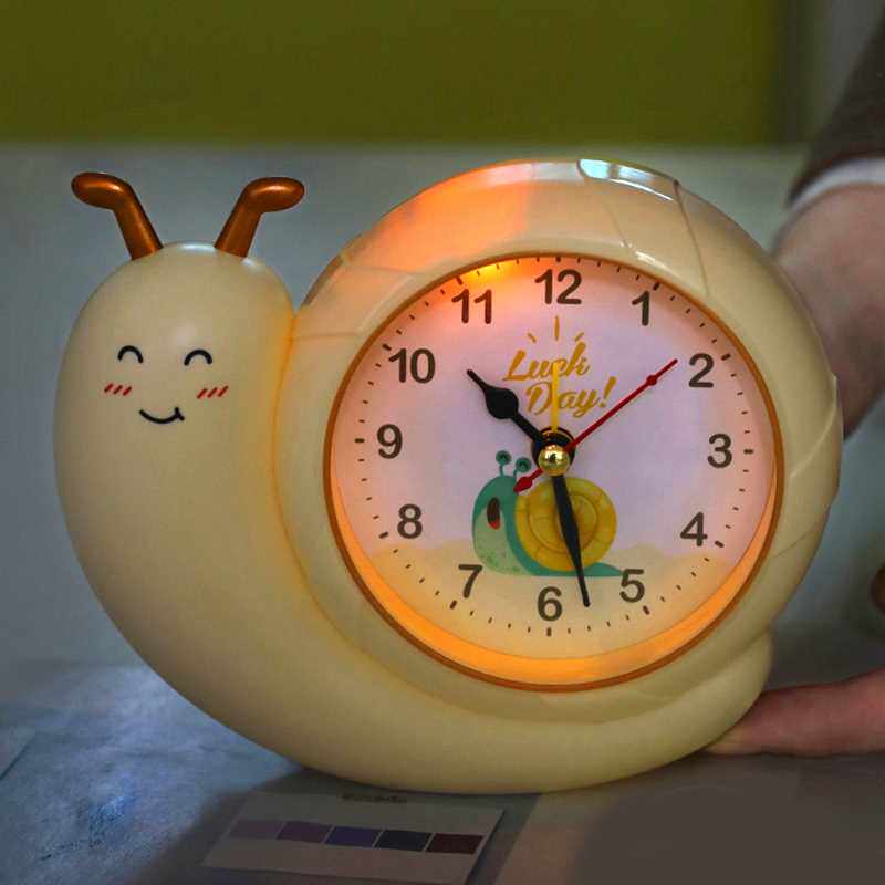儿童卡通蜗牛萌趣智能时尚学生小闹钟床头带夜灯男女孩闹铃时钟表