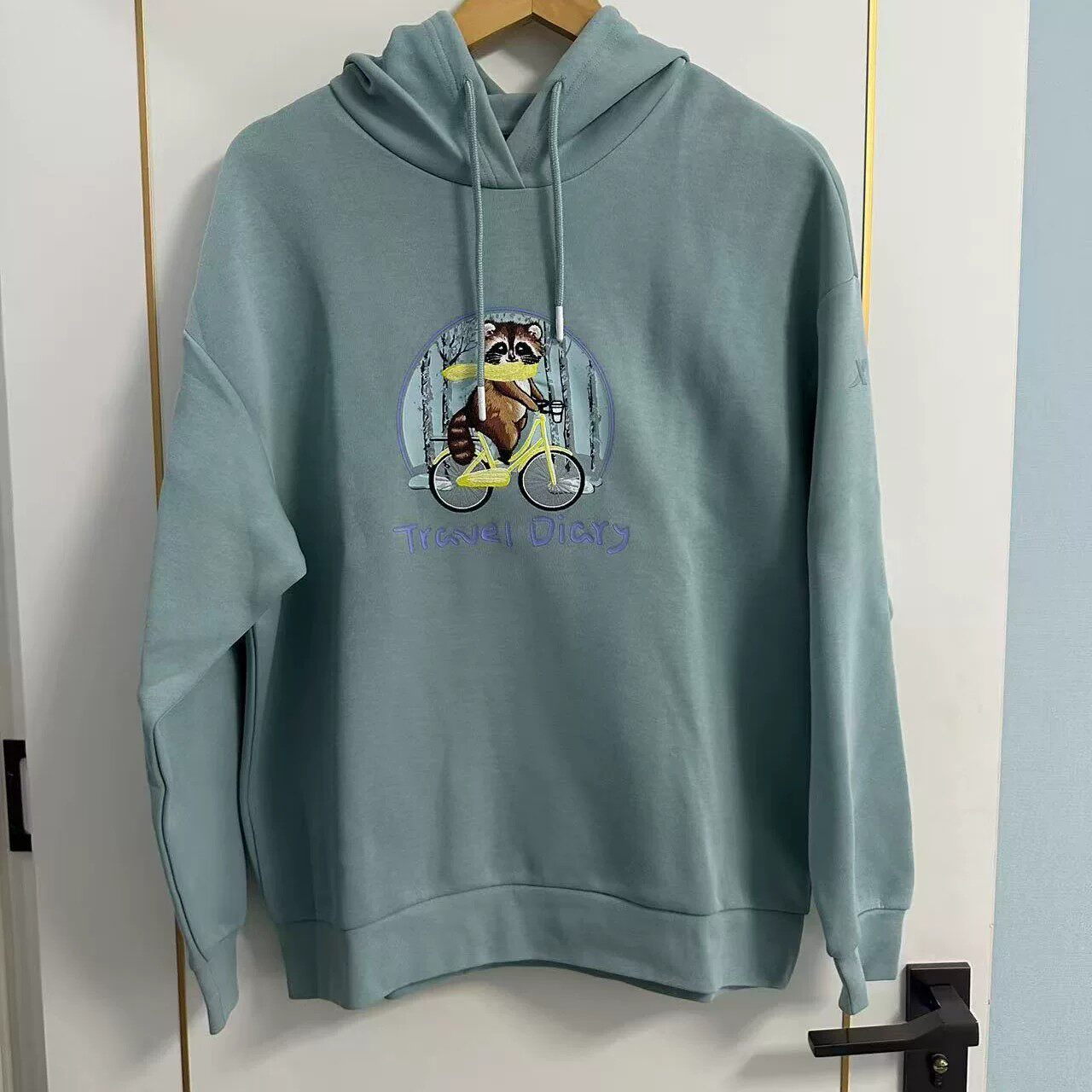 特步正品女款宽松连帽卫衣秋冬季舒适休闲上衣套头衫978428930887