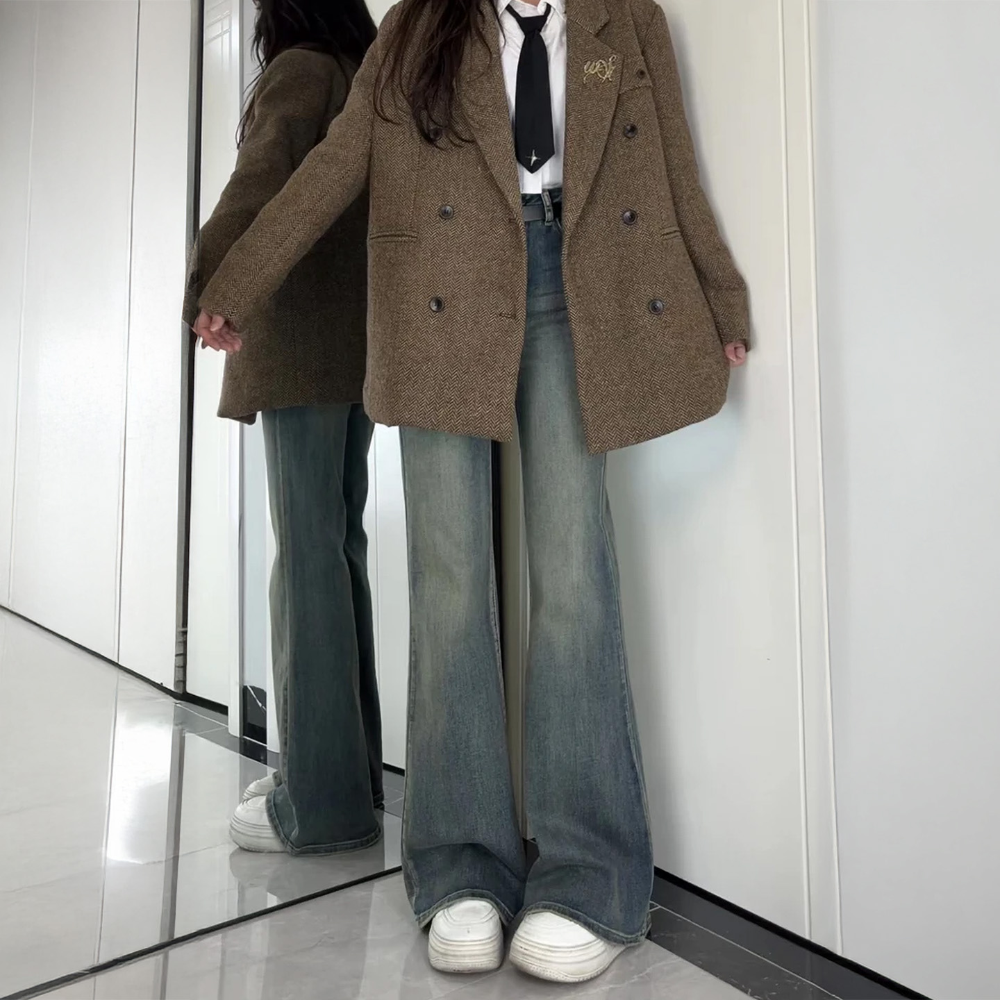 复古蓝加绒加厚微喇牛仔裤女秋冬新款胖妹妹mm显瘦遮胯弹力喇叭裤