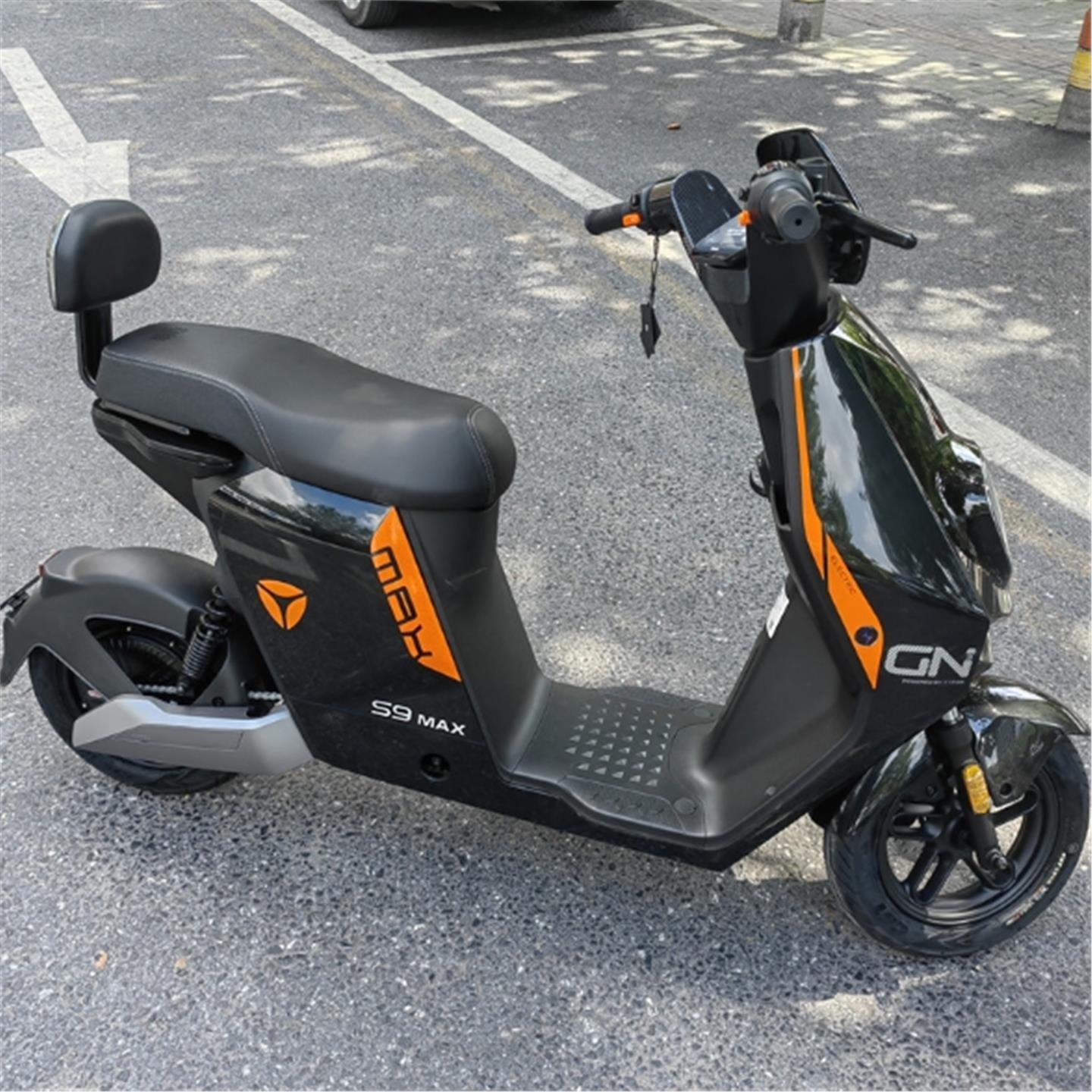 雅迪新款冠能3代S9Max新国标原车塑料件 全车塑件 原厂配件