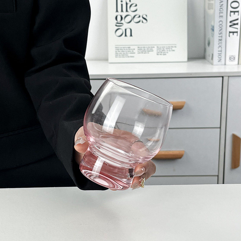 高级感粉红啤酒杯女生家用创意轻奢冷饮喝水玻璃洋酒威士忌酒杯子