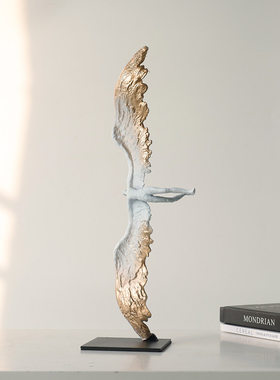 现代简约轻奢高档金属天使人物翅膀摆件书柜书架样板间家居装饰品