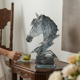 知南艺术 | 马头摆件仿木纹轻奢高档工艺品酒柜装饰品电视柜客厅