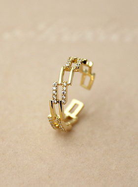 轻奢法式浅金色微镶锆石麻花戒指