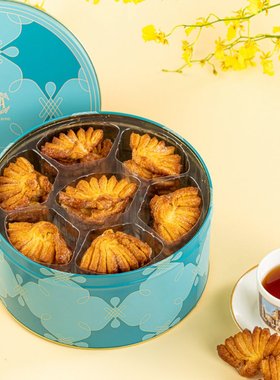 cova蝴蝶酥芝麻薄脆芝士条高端奢侈礼盒装伴手礼闺蜜礼物国内代购