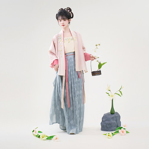 人间百合香 清水溪汉初汉服女舒适优雅温柔刺绣中国风半臂飞机袖