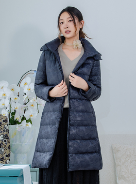 READ_ME读我高立领脱卸帽轻盈显瘦直身长款羽绒服B11430605