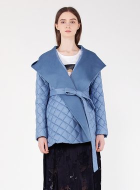 readme读我秋冬女士蓝色修身保暖文艺休闲感连帽羽绒服B31417511