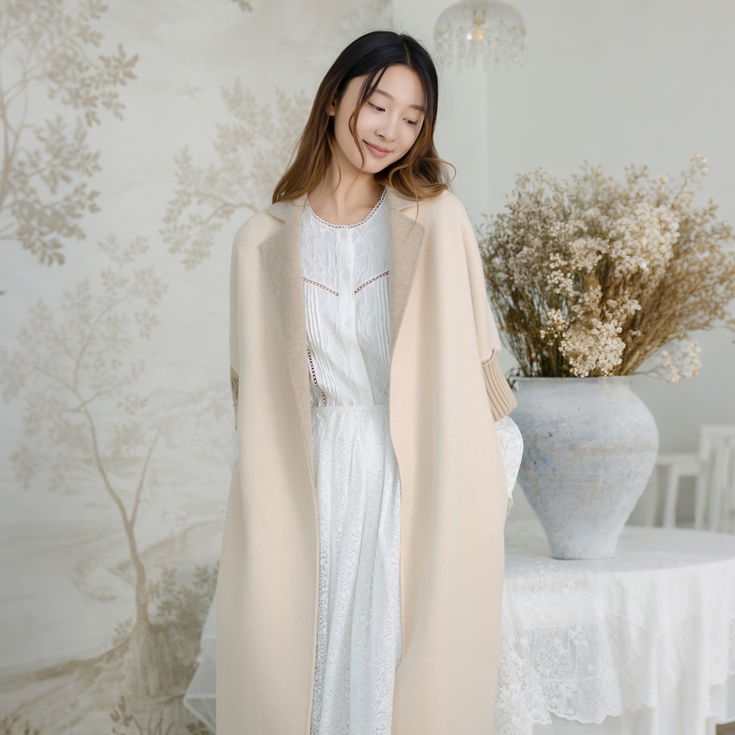 README针织袖翻驳领毛呢大衣