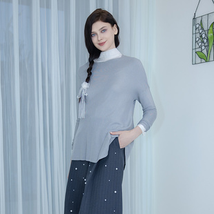 READ_ME读我灰色翻针斜角一字领套头针织衫B10234247