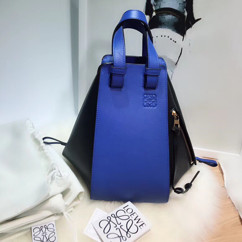 ÏÖ»õ±£Õæ LoeweÂÞÒâÍþhammockµõ´²°üСºÅÀ¶ºÚÆ´É«µ¥¼ç°ü Óг¾´ü