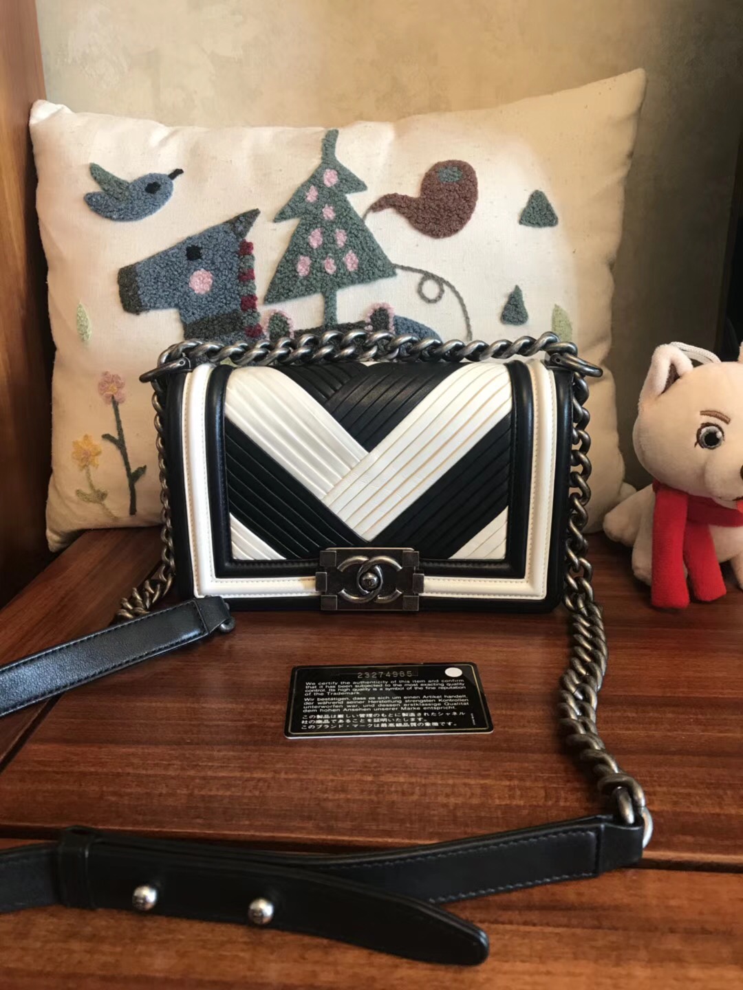 Chanel/ÏãÄζù leboyСºÅºÚ°×ÌõÎÆÐ¿îÀ×ɪÁ´Ìõµ¥¼ç°ü98ÐÂÕýÆ·