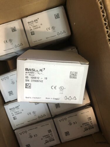 98新工业相机 BASLER aca2500-14gm 工业相机包装说明齐一年质保