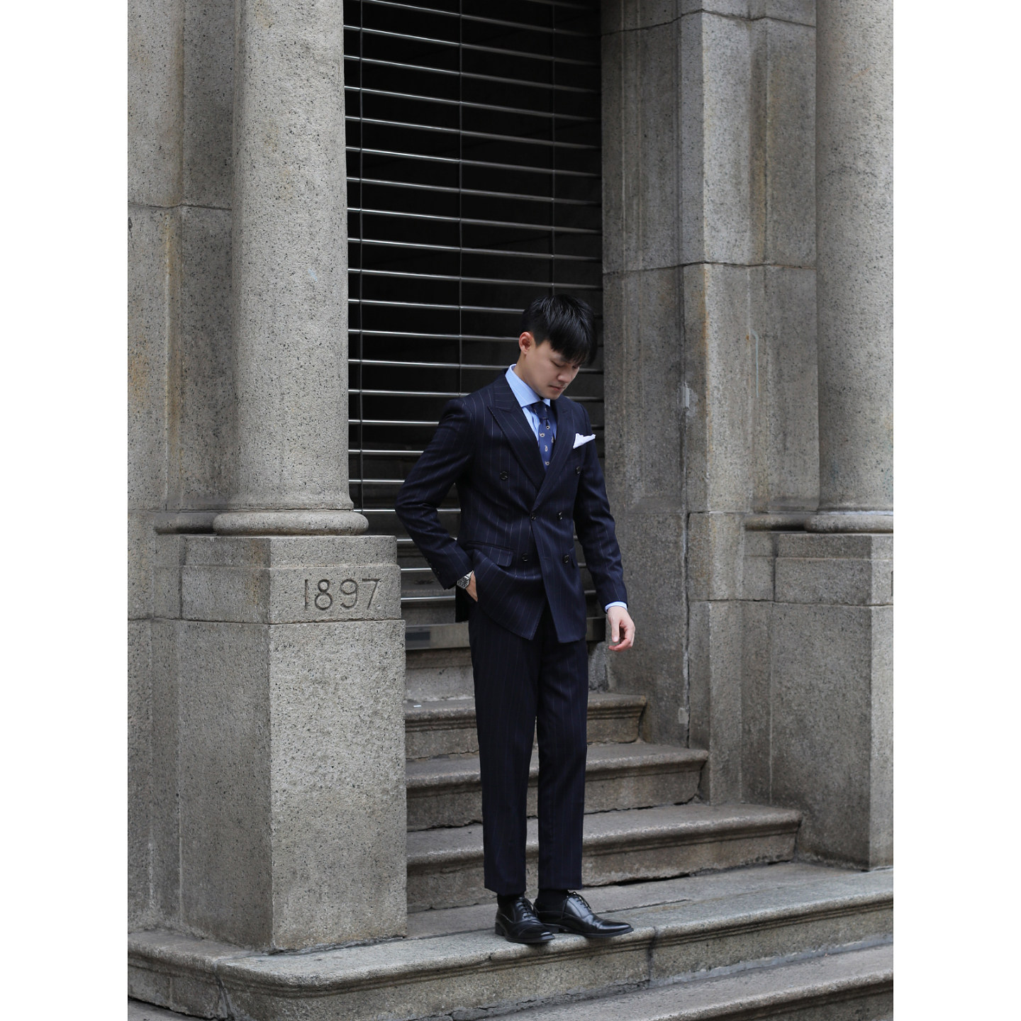 英伦经典双排扣戗驳领结婚新郎婚礼西服 商务上班西装两件套套装