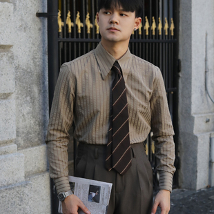 复古大尖领抗皱修身老钱风意式休闲 文艺雅痞百搭泡泡纱条纹衬衫