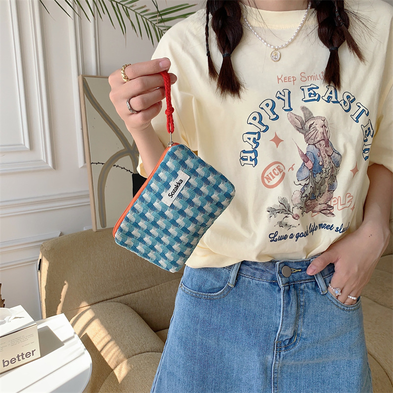 日系涂层格纹系绳口红包女化妆包便携随身零钱包洗漱收纳袋包包女