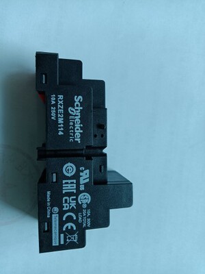 施耐德继电器底座RXZE2M114