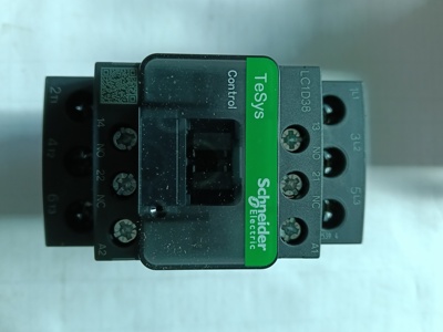 全新原装施耐德LC1D38M7C接触器