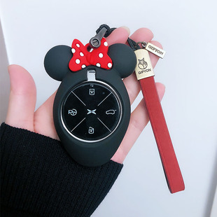 适用于小鹏P7钥匙套汽车20款G3卡通包P5高档女G9保护壳锁匙保护壳