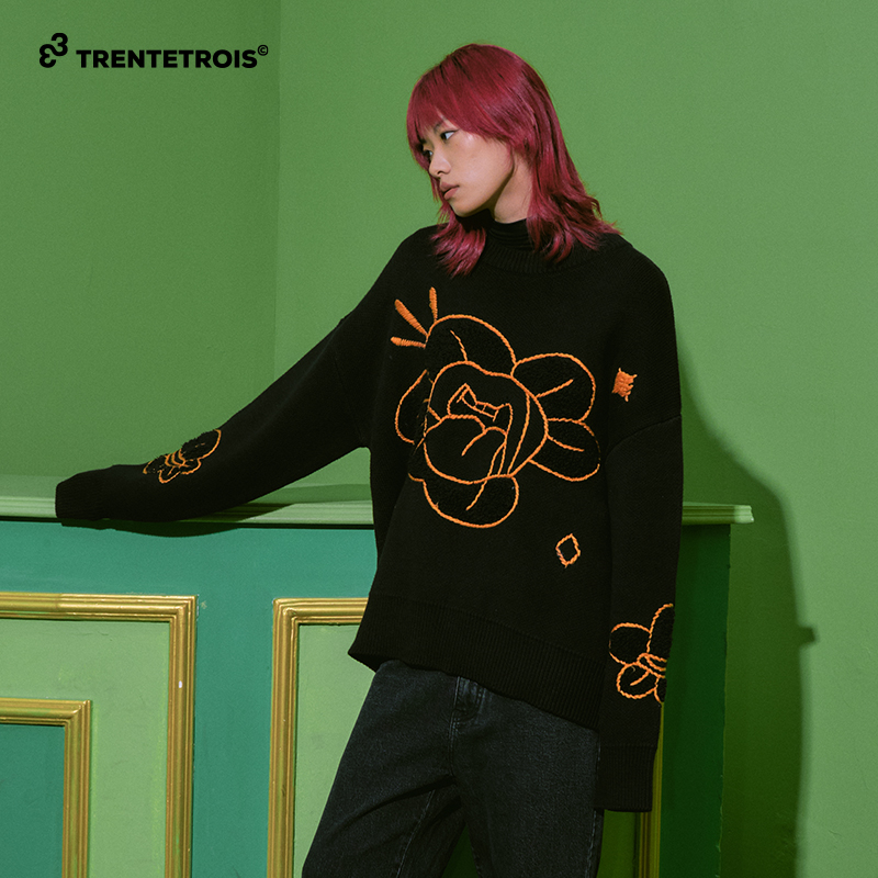 33潮牌搞怪花朵毛衣纯手工刺绣艺术手绘图案修饰宽松休闲针织衫