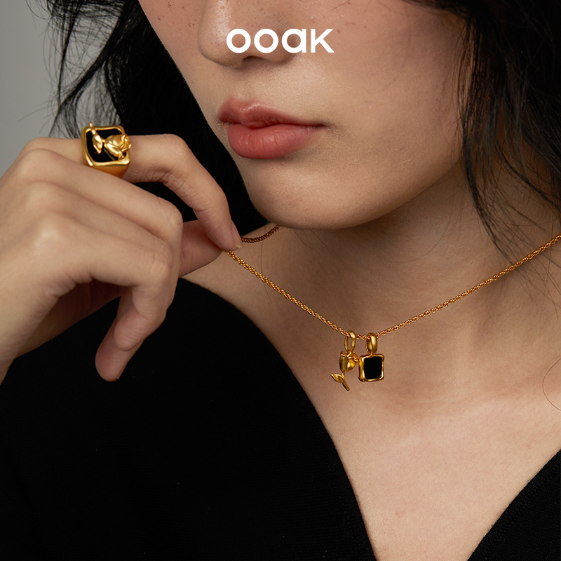 ooak黑白玫瑰项链OOAK