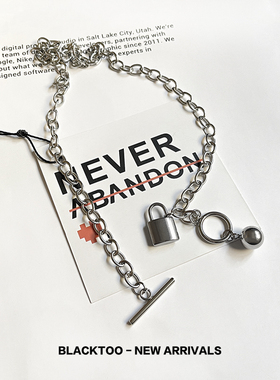 钛钢粗链一字扣情侣款小锁项链