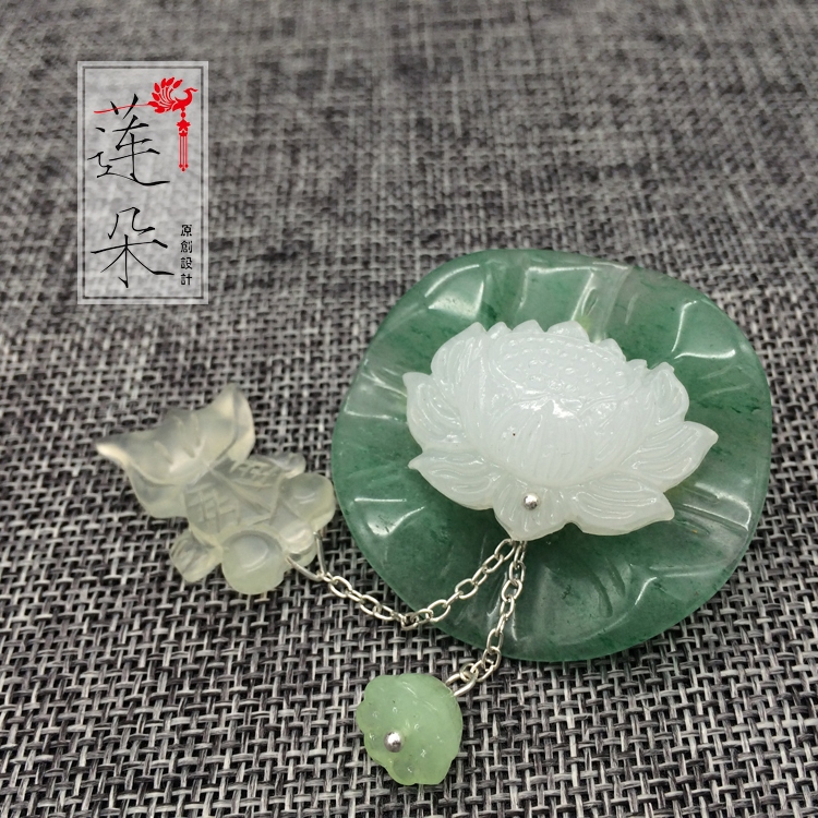 溪涧游-中式玉石金鱼古风胸针