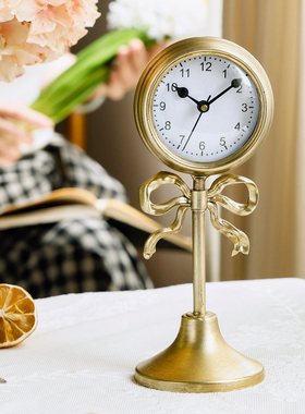 高级感法式桌钟摆件桌面客厅时钟金色轻奢复古座钟钟表创意新款