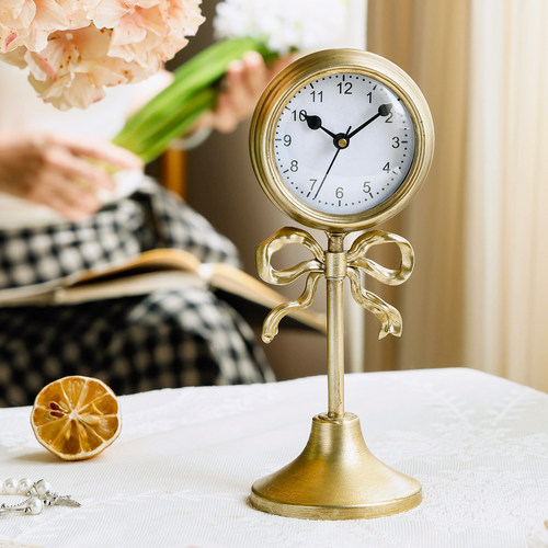 高级感法式桌钟摆件桌面客厅时钟金色轻奢复古座钟钟表创意新款