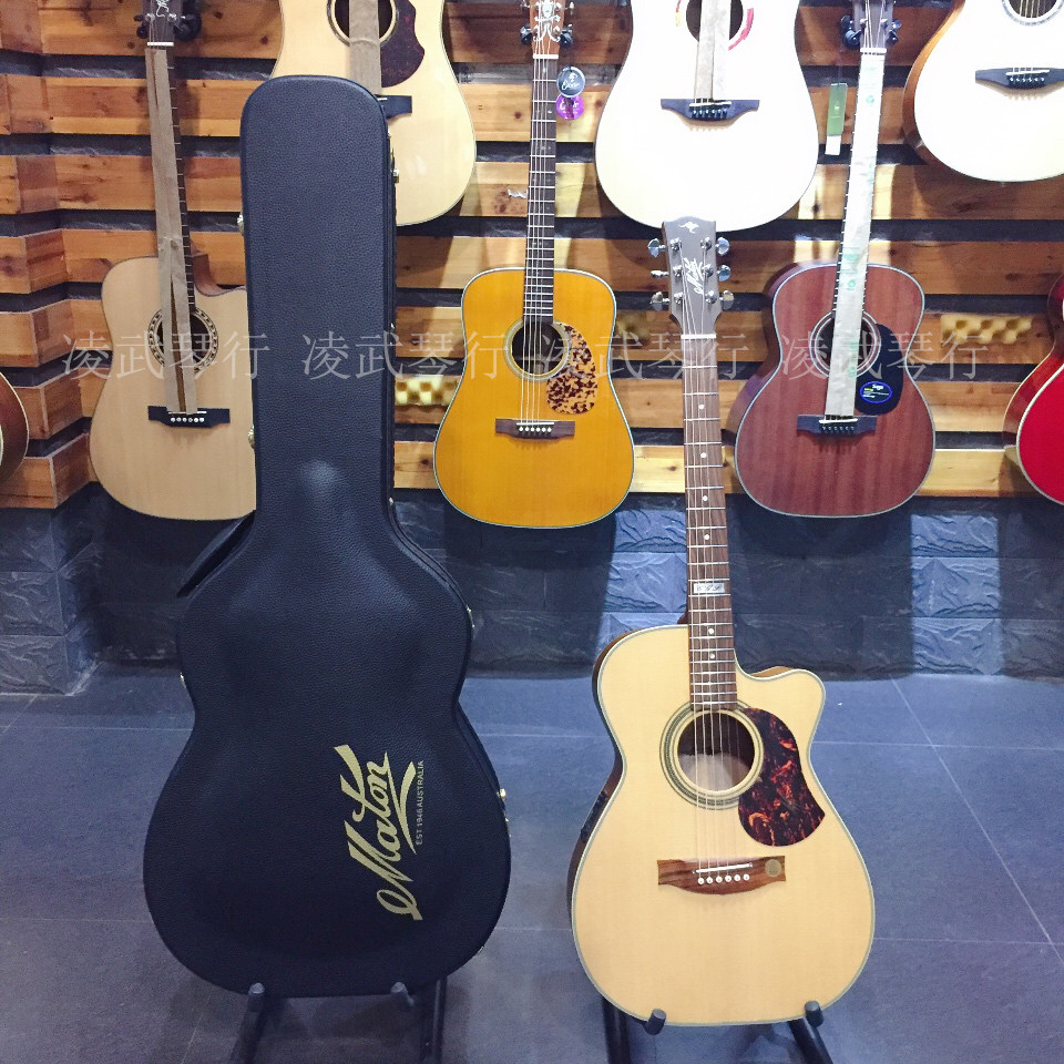澳大利亚产maton马桶吉他
