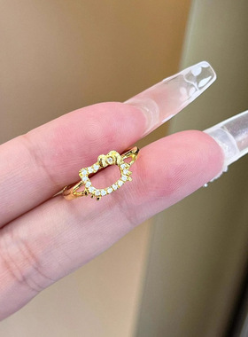 甜美HelloKitty金色戒指设计高级