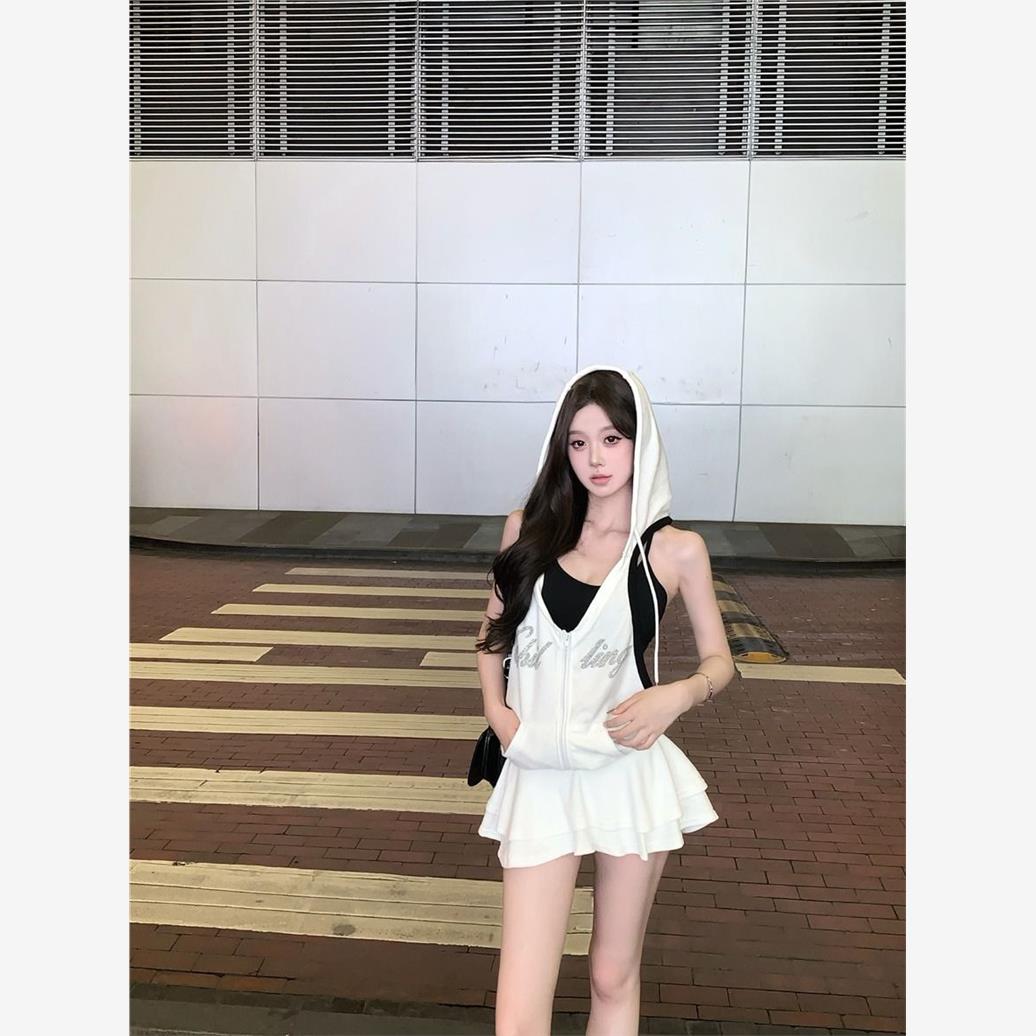 单件/套装辣妹烫钻白色连帽无袖连衣裙运动短裙露背高腰a字裙子女