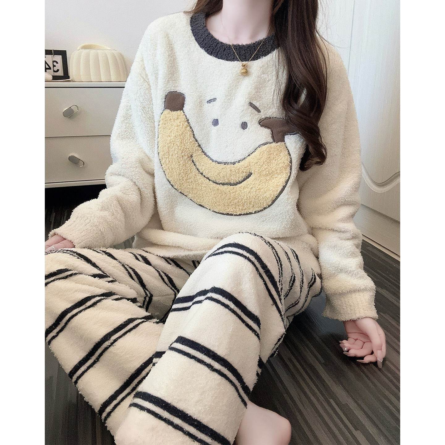 软绵绵半边绒保暖家居服