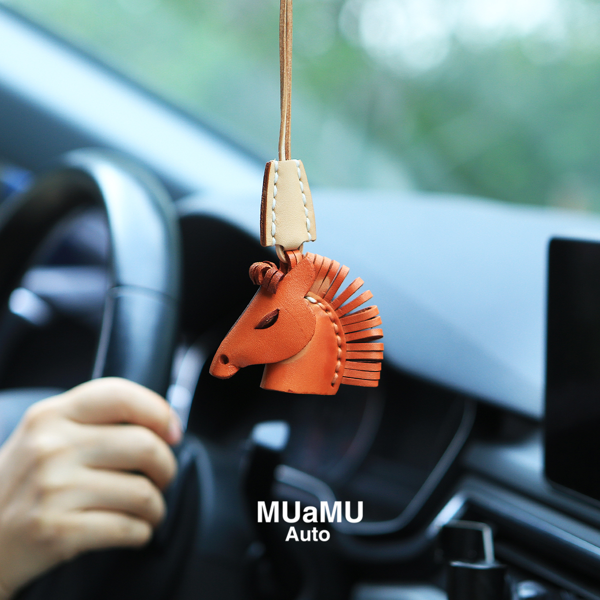 创意汽车挂件muamu真皮材质
