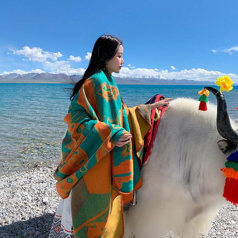 民族风披肩西藏新疆大西北加厚保暖围巾超大毛毯旅游穿搭斗篷披风