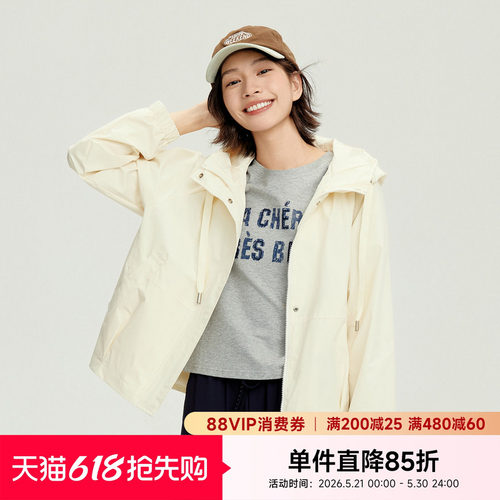 快鱼女春季防风拼接百搭夹克