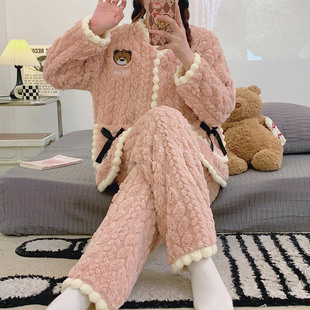 冬季休闲睡衣女士秋冬款珊瑚绒可爱加厚加绒家居服法兰绒女生套装