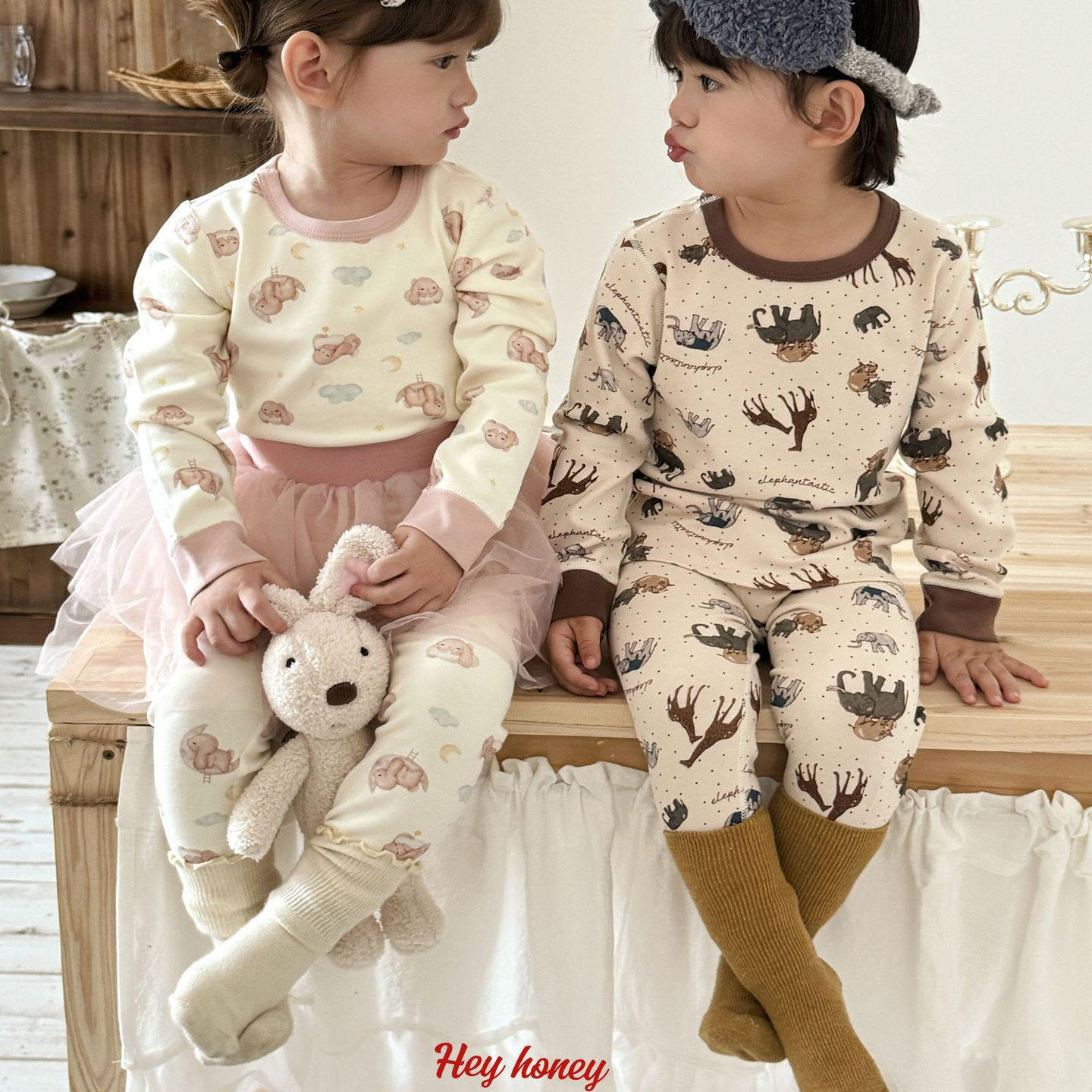 大小卷嘿甜心25秋冬舒绒棉男女童秋衣内衣家居服两件套纯棉磨毛厚,童装/婴儿装/亲子装,家居服套装,淘宝优惠券,粉丝福利购,淘宝优惠卷