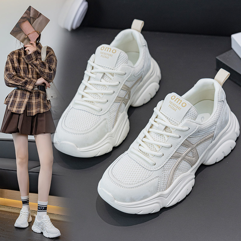 鞋子女设计感小众真皮软底大码女鞋41到43春季网面透气厚底老爹鞋