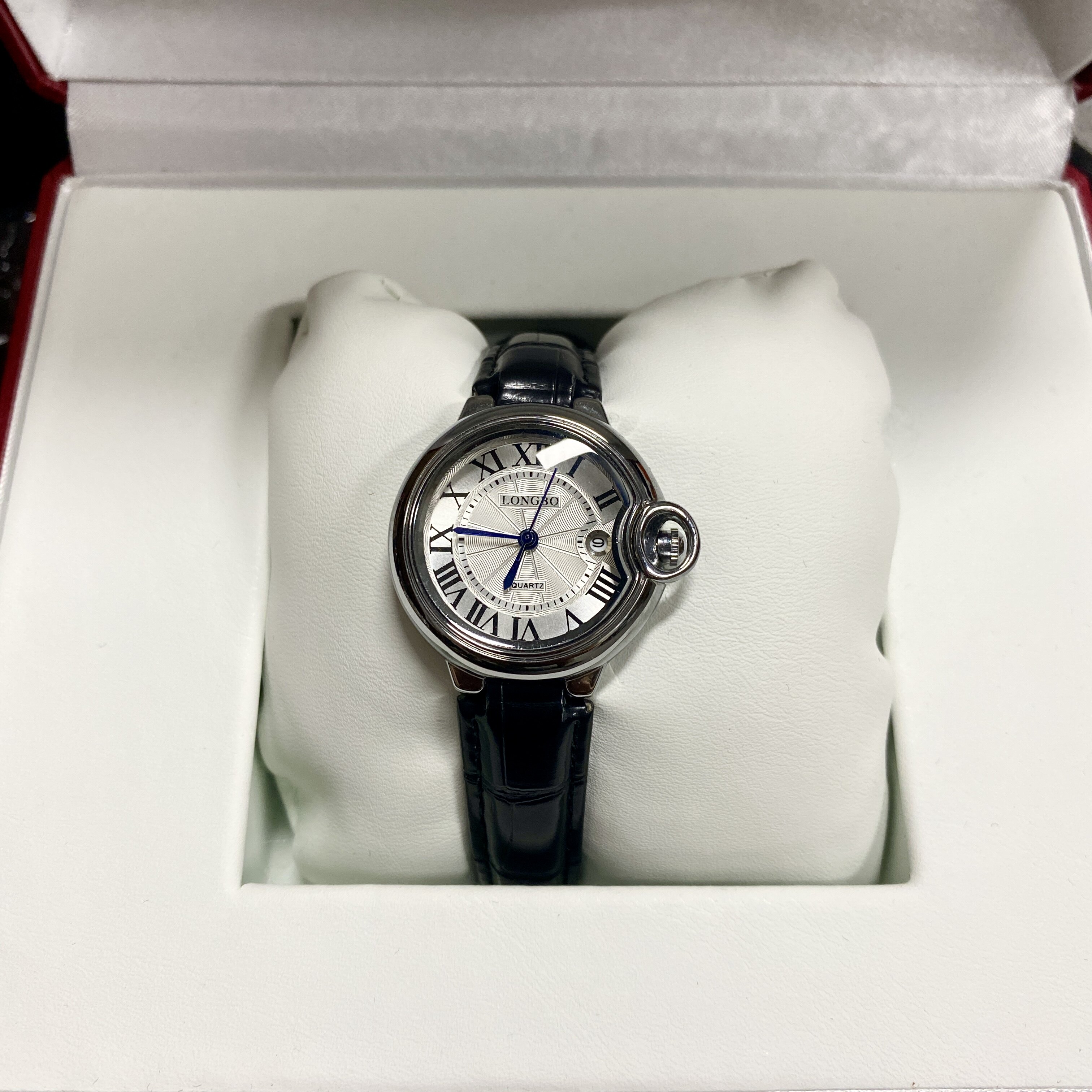 【kk推荐】龙波复古皮带女表防水时尚腕表经典复古女