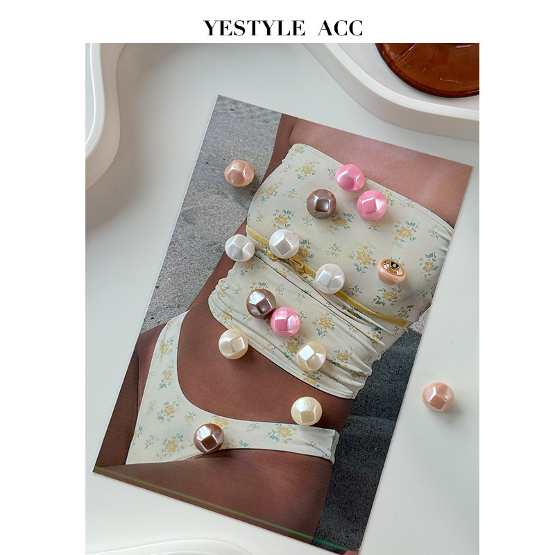 YES艺森暗眼方形珍珠纽扣女士旗