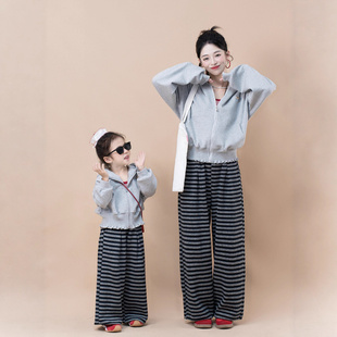 亲子母女装连帽卫衣配条纹裤子套装春秋季新款韩系木耳边连帽外套