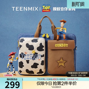 天美意玩具总动员联名胡迪大容量电脑包手提包女秋新款 单肩斜挎包