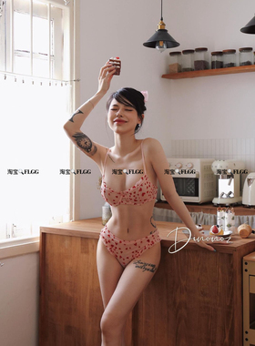 FLGG大胸显小蕾丝钢圈上托文胸收副乳防下垂超薄款胸罩文胸套装