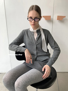 THESUMEY 短款针织开衫女2023秋冬新款温柔风小个子修身显瘦毛衣