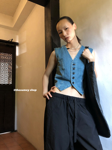 THESUMEY牛仔外套开衫马甲背心女2023夏季新款显瘦叠穿上衣设计感