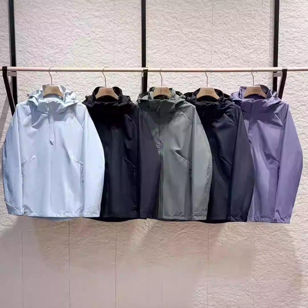 男装女装春秋户外冲锋外套