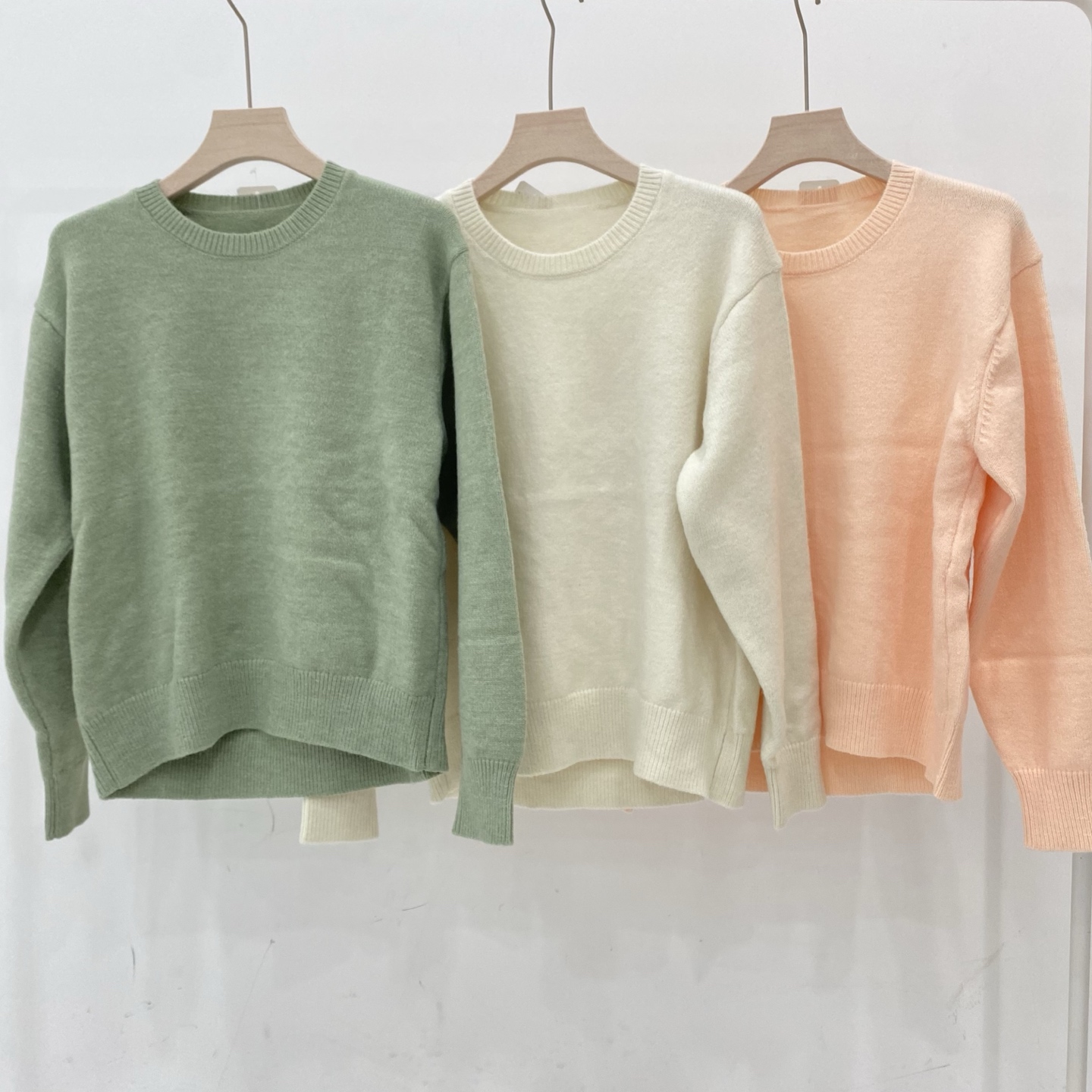 469429/479157 秋冬女装舒芙蕾圆领针织衫长袖毛衣宽松圆领打底衫