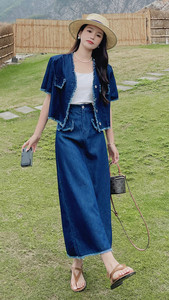 小香风流苏牛仔半身裙套装女夏2025新款两件套又酷又飒显瘦氛围感图片
