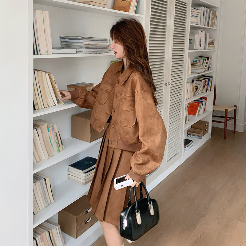 【25新款】美拉德麂皮绒翻领外套百褶裙两件套270-2502P175控248,女装套装/套裙,浙宝270